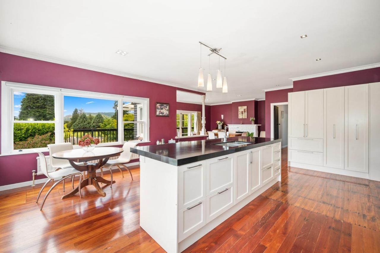 Springfield Rise Lodge - Rotorua Holiday Home Zewnętrze zdjęcie