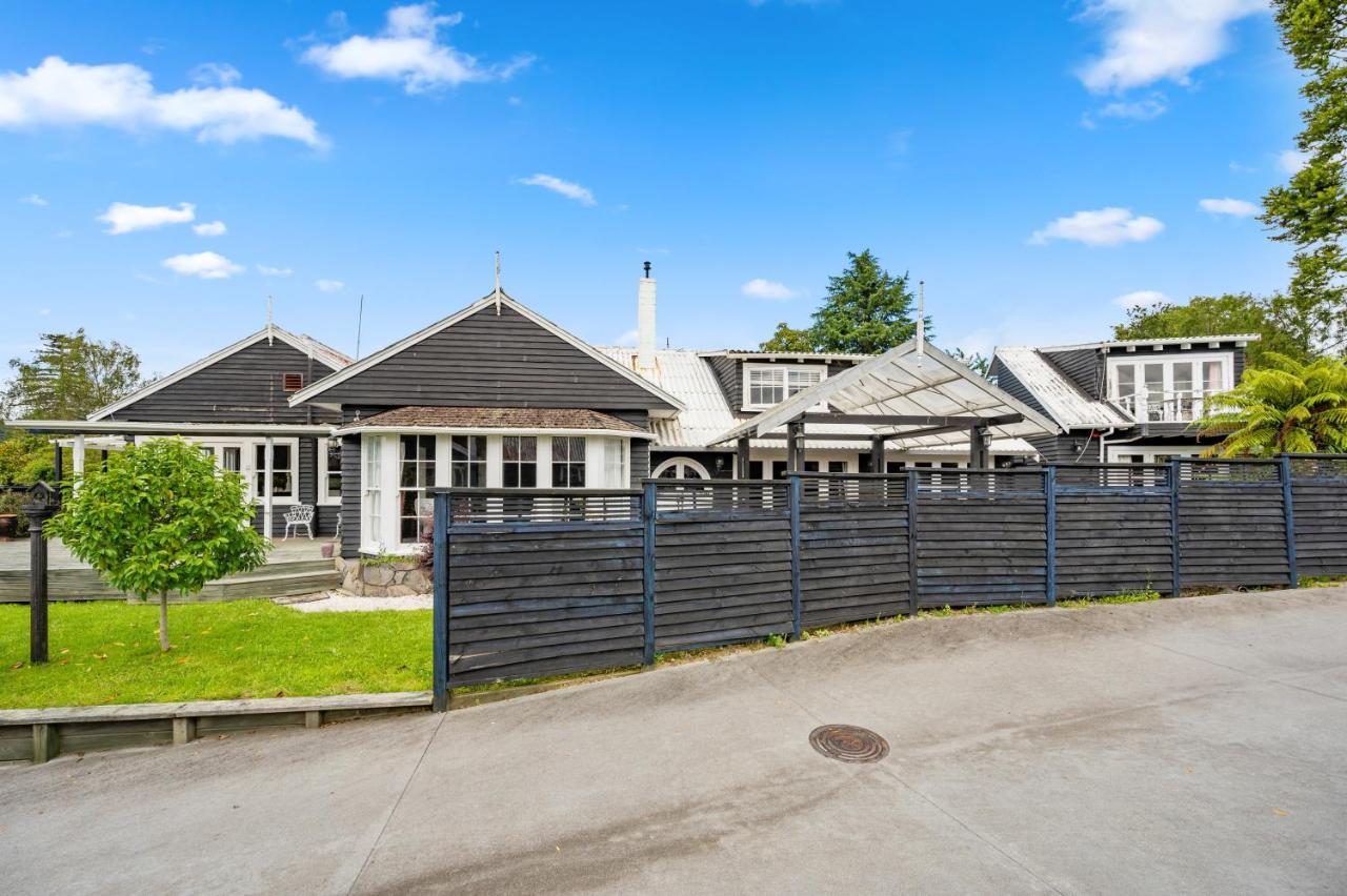 Springfield Rise Lodge - Rotorua Holiday Home Zewnętrze zdjęcie